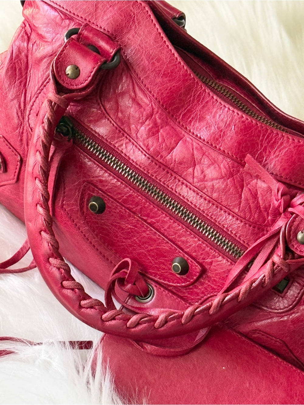 BALENCIAGA CITY BAG FIRST BAG CHERRY RED CHEVRE LEATHER 2008 VINTAGE W/ mirror - Picture 3 of 10